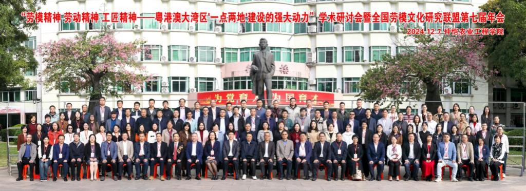 说明: 8e1a9ed0c6a3b17348a98aed3d58f55